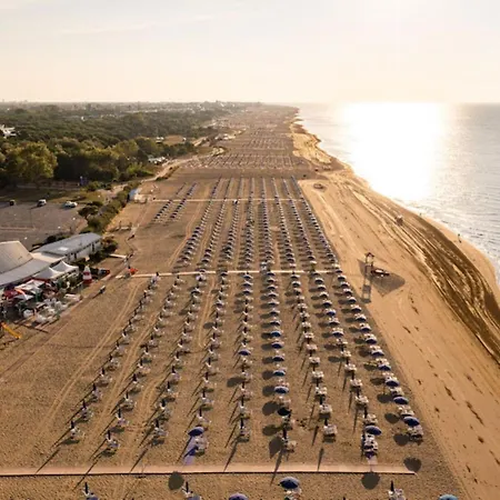 With A Comfortable Sunlit Terrace Apartment Bibione