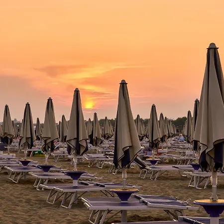 With A Comfortable Sunlit Terrace Bibione
