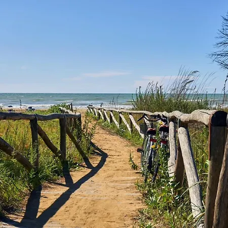 With A Comfortable Sunlit Terrace * Bibione